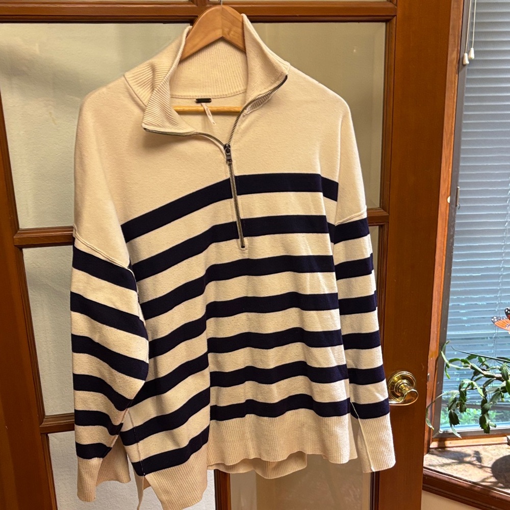 Striped Free People Half-Zip Sweater stag size M, fits like an oversized L